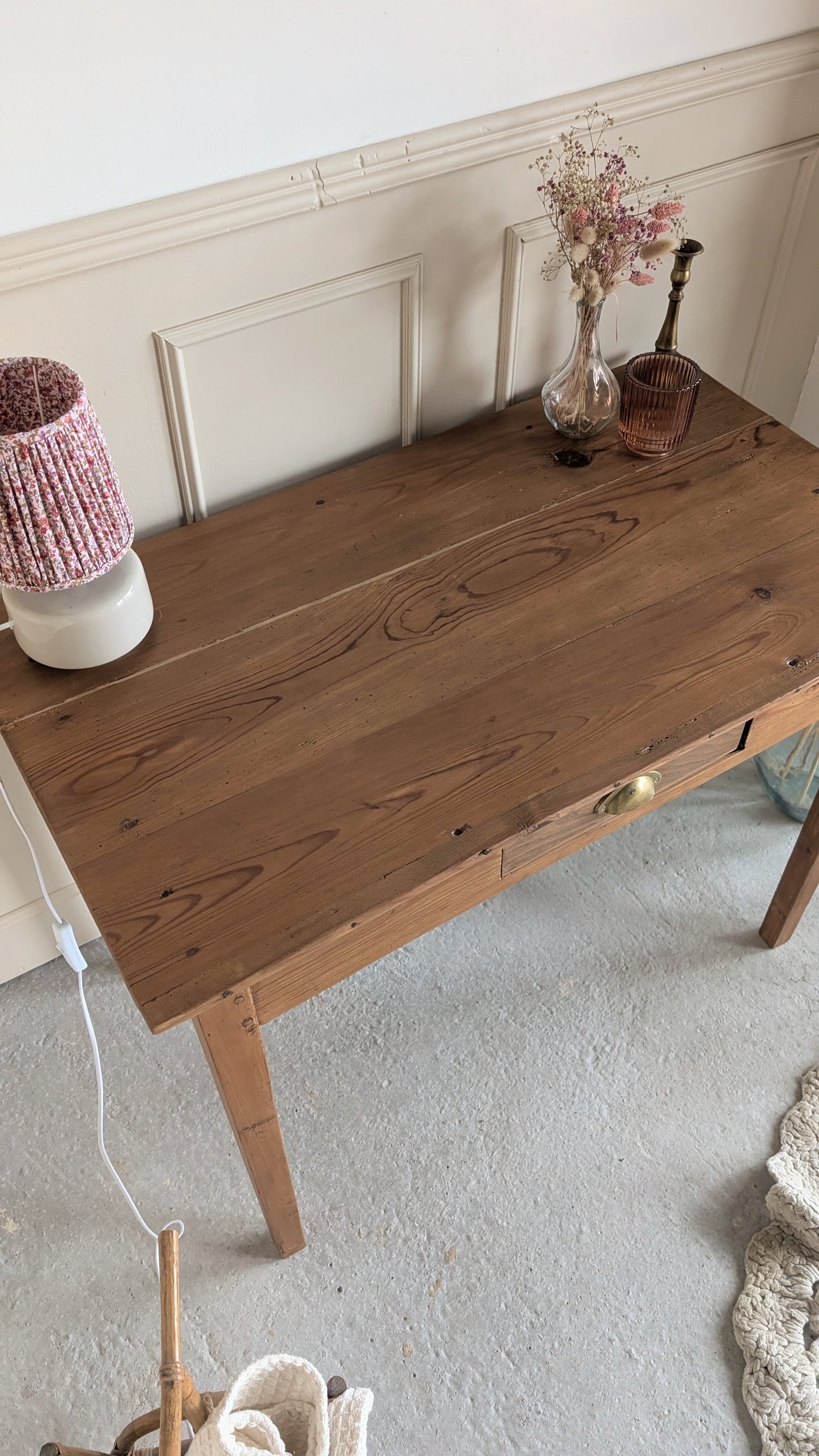 Bureau - table d'appoint