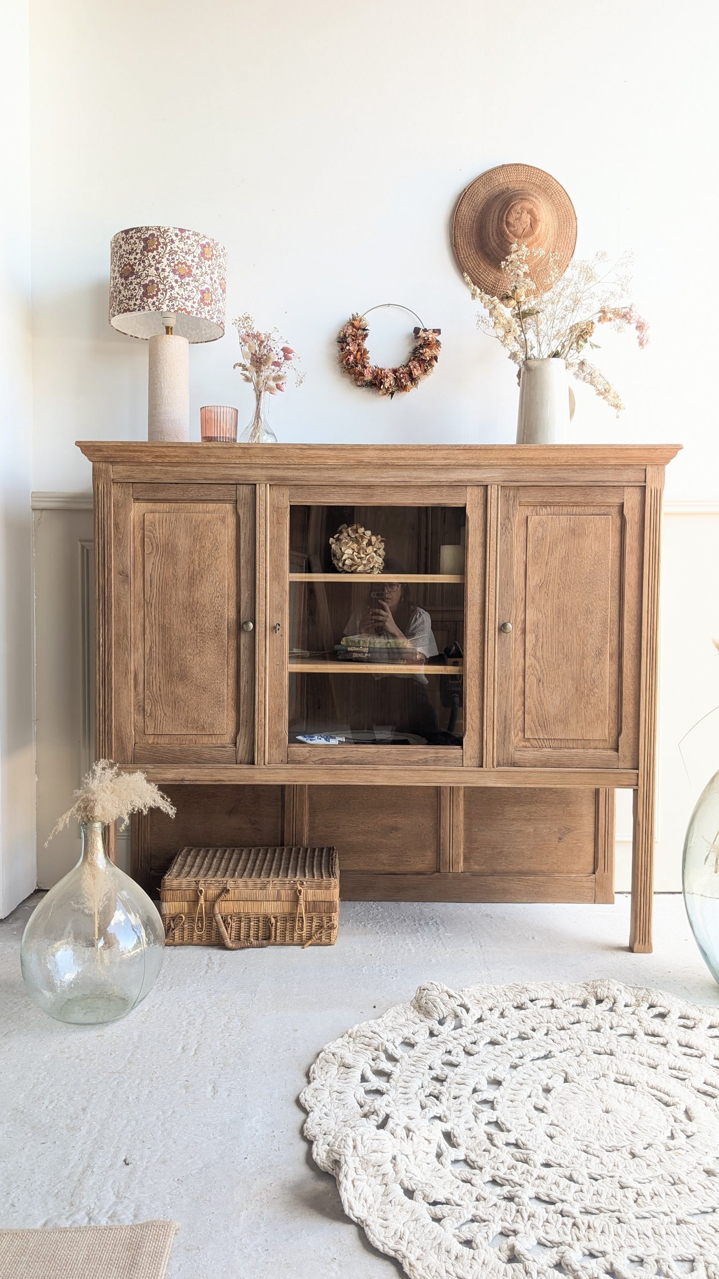 Meuble vitrine  en chêne
