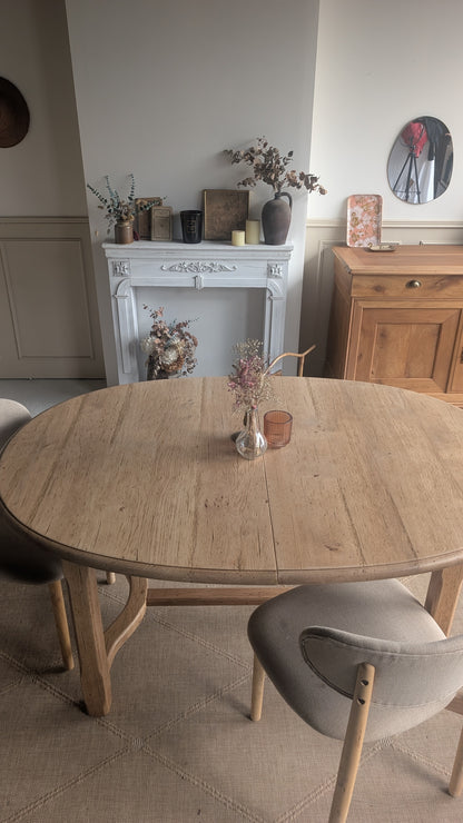 Table ovale en chêne avec rallonges