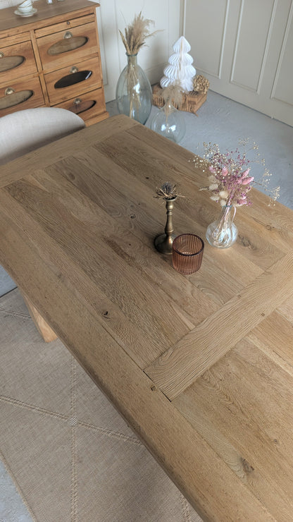 Table rectangulaire en chêne