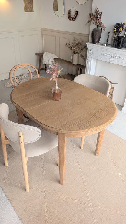 Petite table ovale en chêne + 1 rallonge