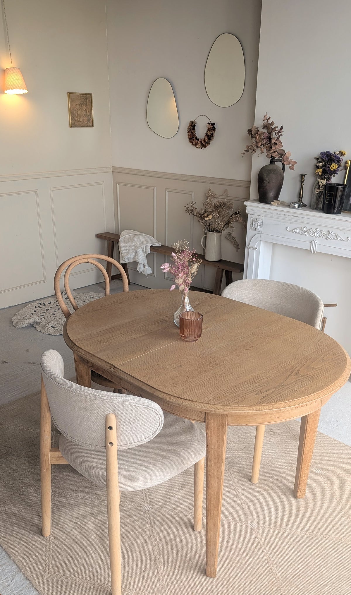 Petite table ovale en chêne + 1 rallonge