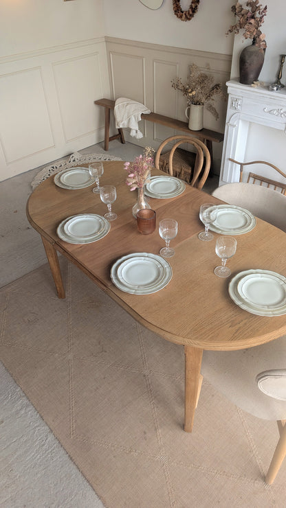 Petite table ovale en chêne + 1 rallonge