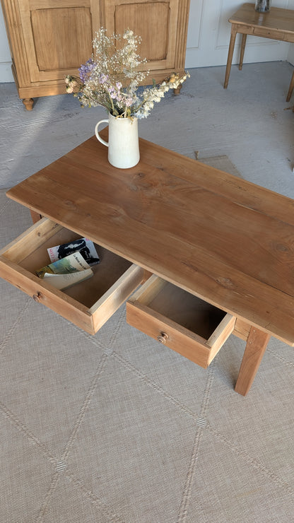 Table basse en merisier