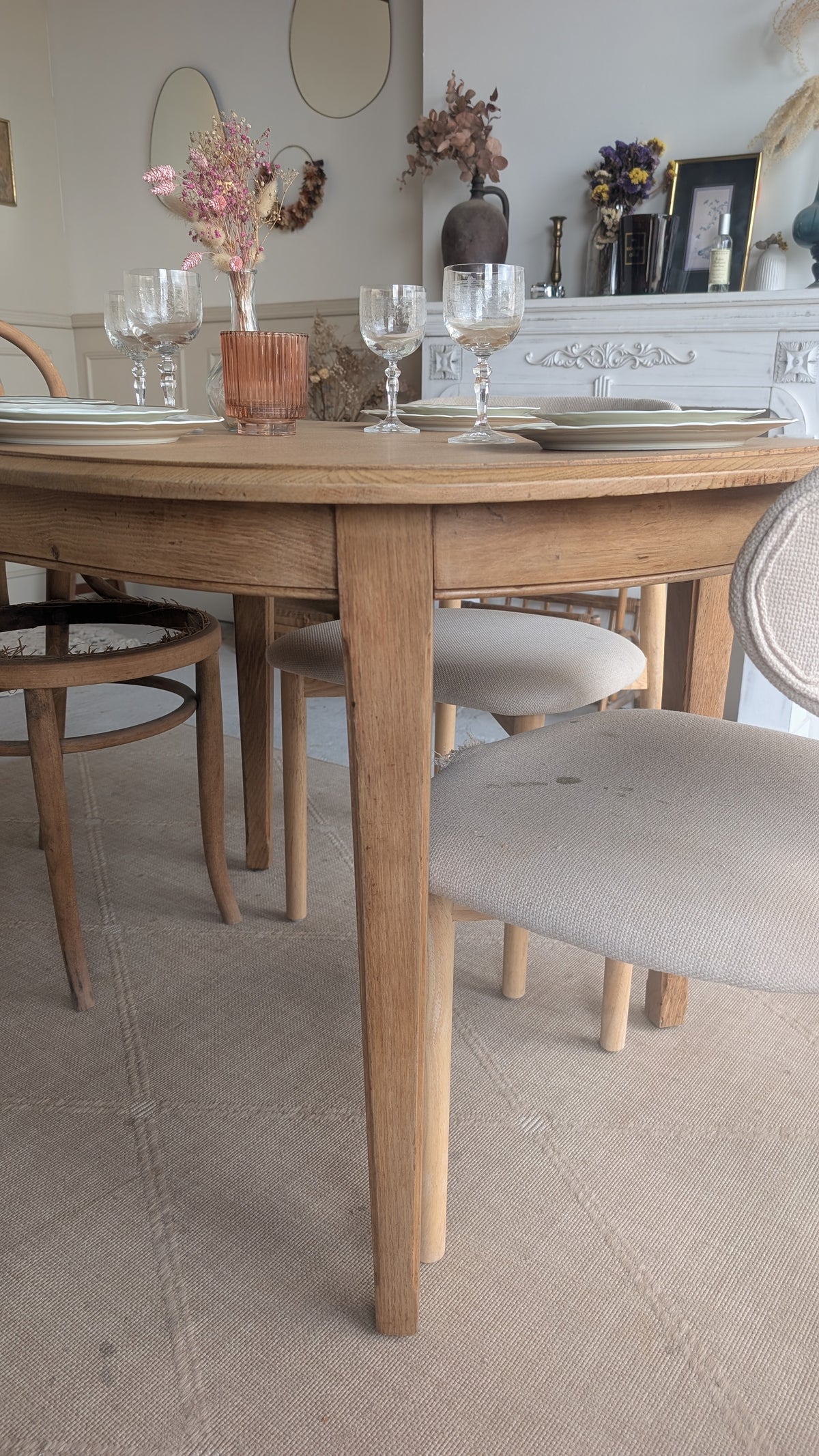 Petite table ovale en chêne + 1 rallonge