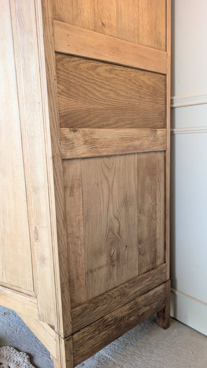 Armoire en Chêne Art déco
