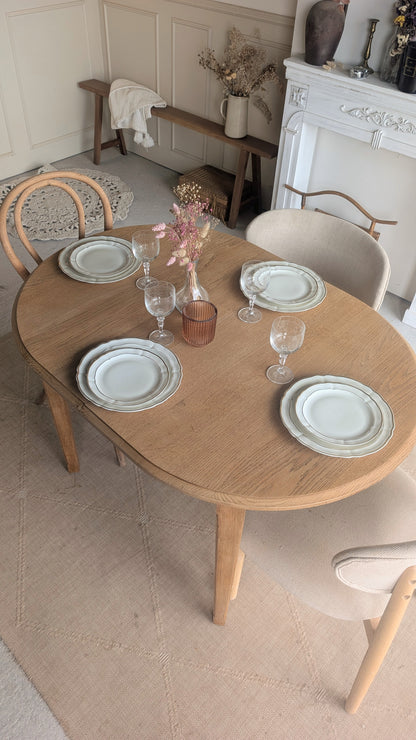 Petite table ovale en chêne + 1 rallonge