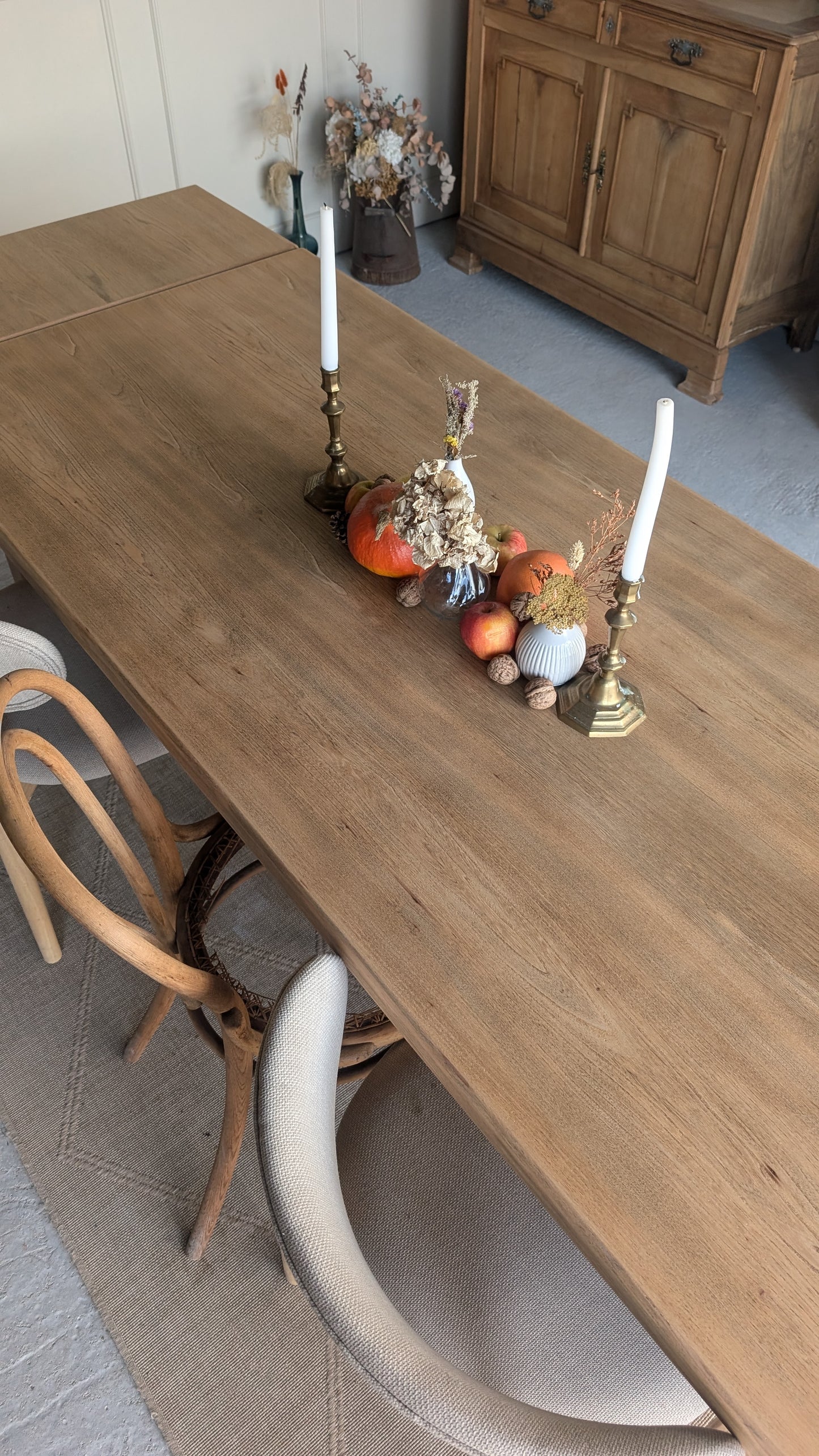 Table en bois avec rallonges