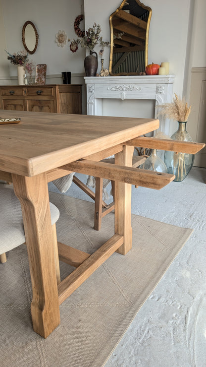 Table en bois avec rallonges