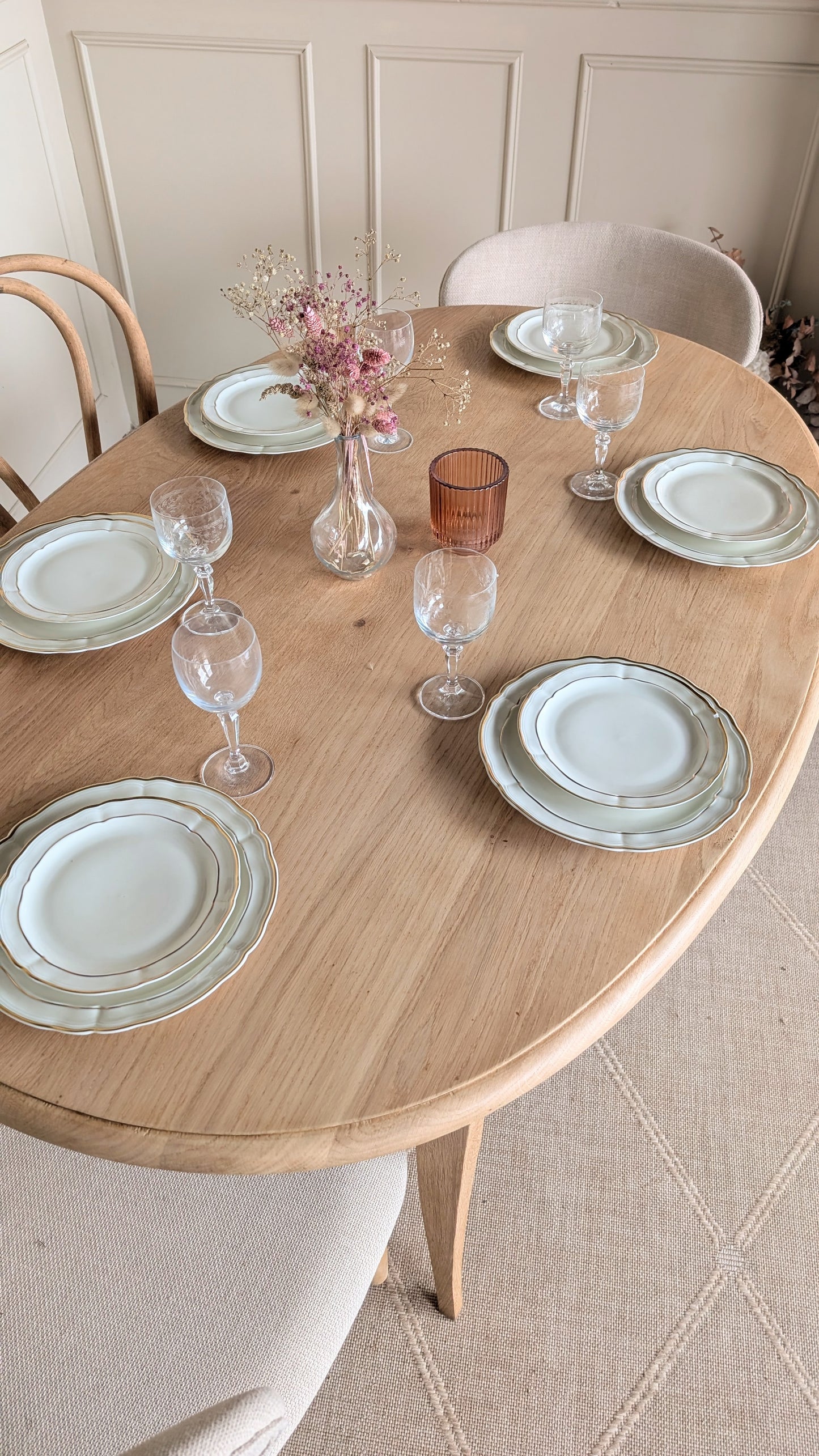 Table ovale en chêne