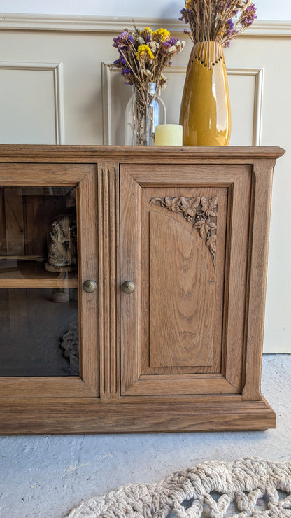 Vitrine basse en chêne