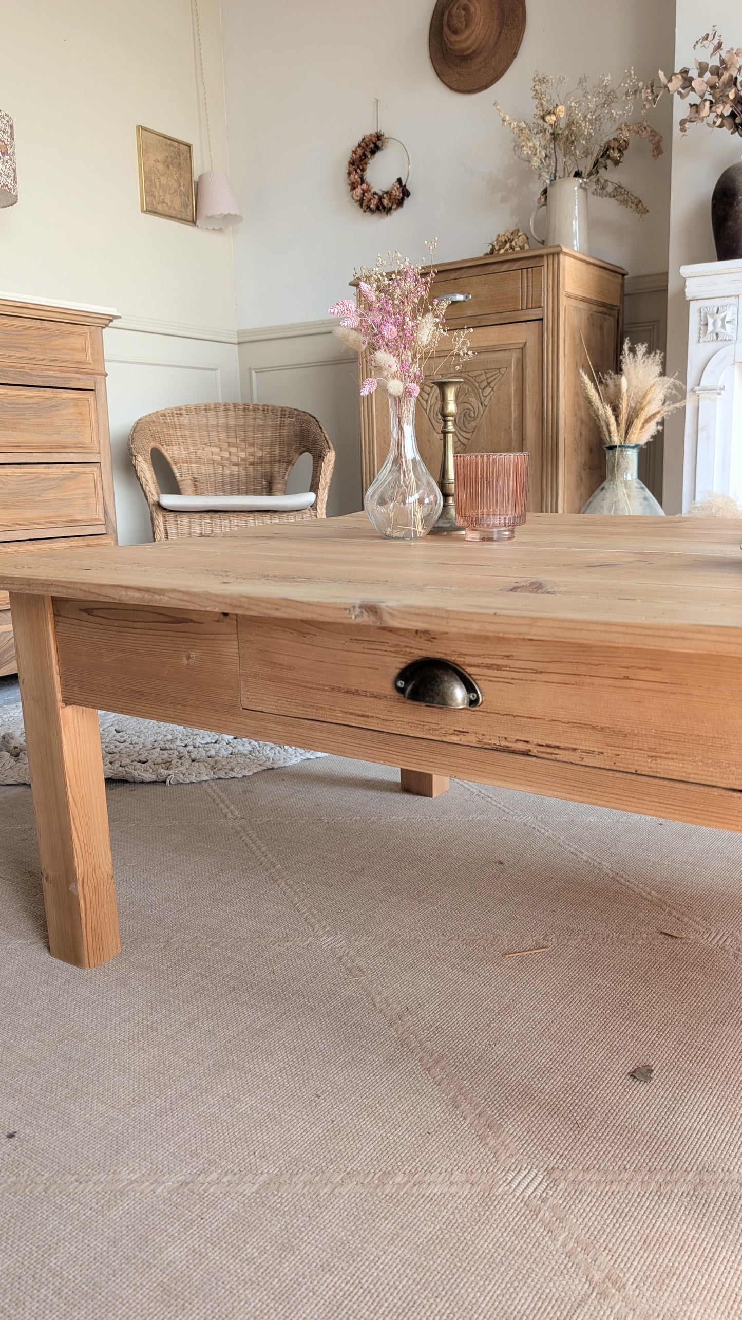 Table basse en pin