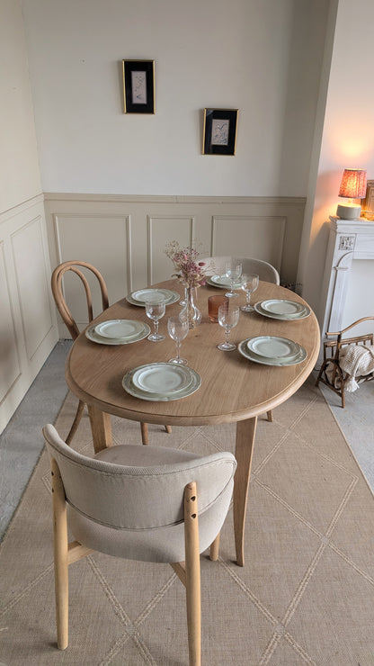 Table ovale en chêne