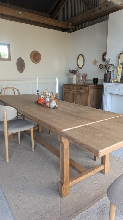Table en bois avec rallonges