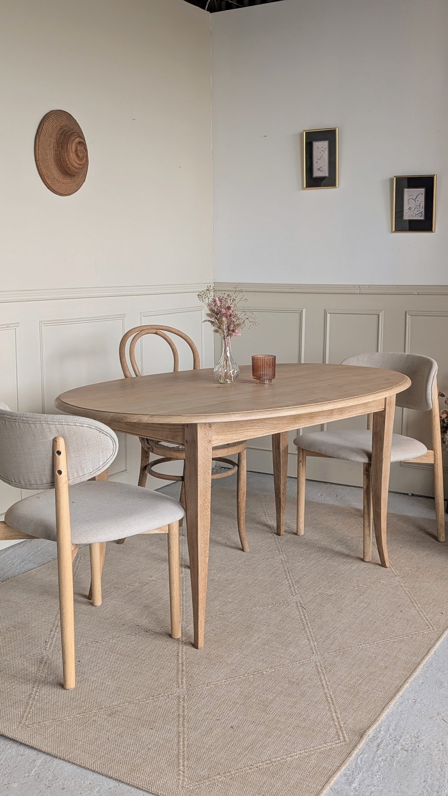 Table ovale en chêne