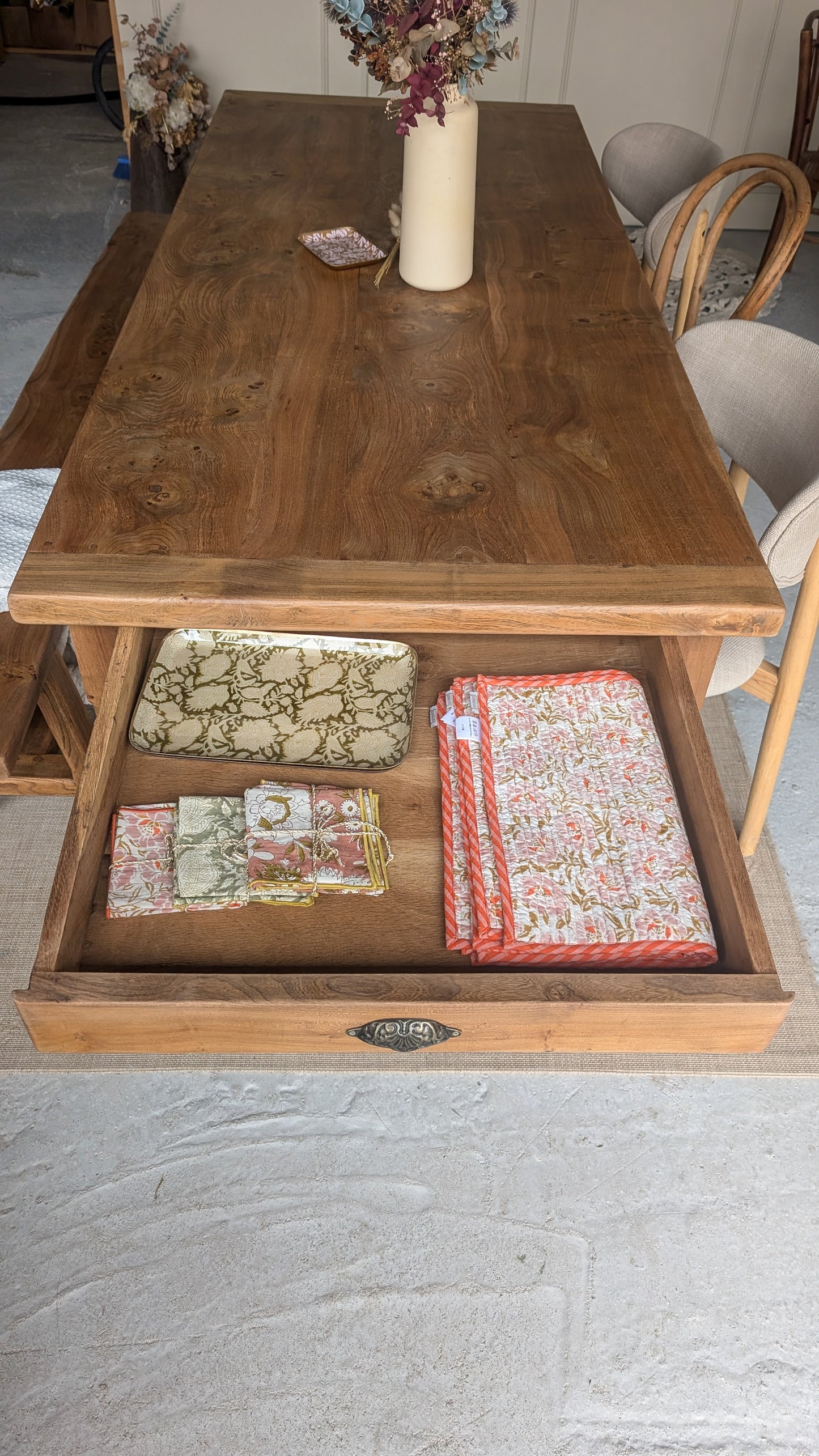 Ensemble table & banc en orme massif