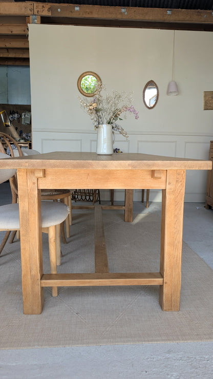 Table rectangulaire en chêne avec rallonges