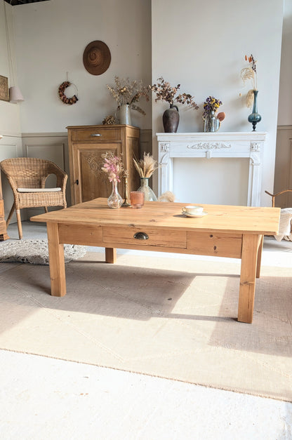 Table basse en pin