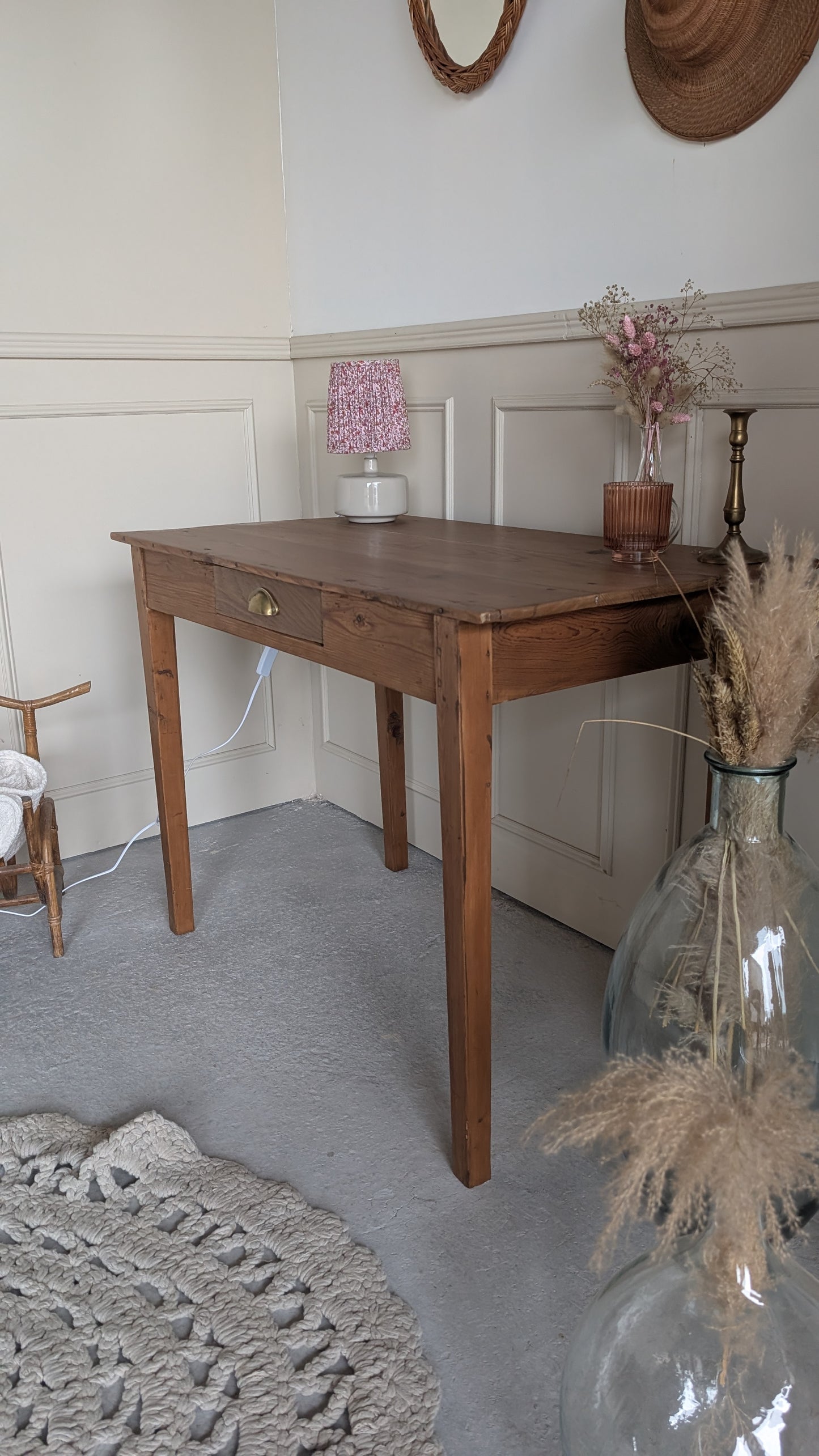 Bureau - table d'appoint