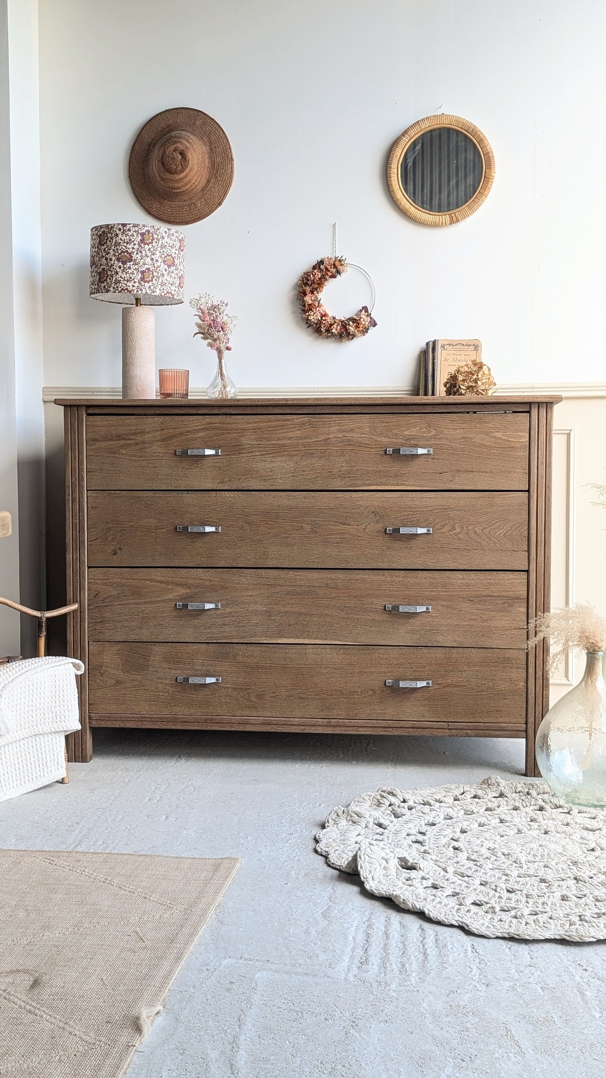 Commode en châtaignier