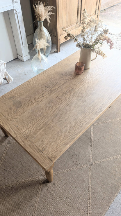 Grande table basse en chêne