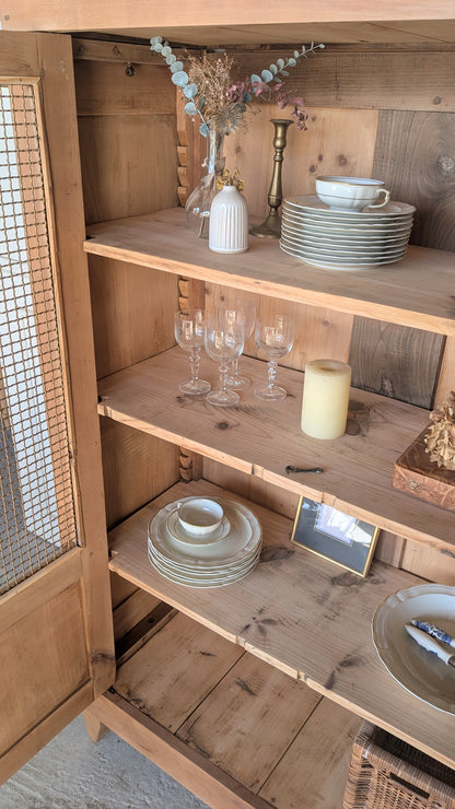 Vitrine en merisier