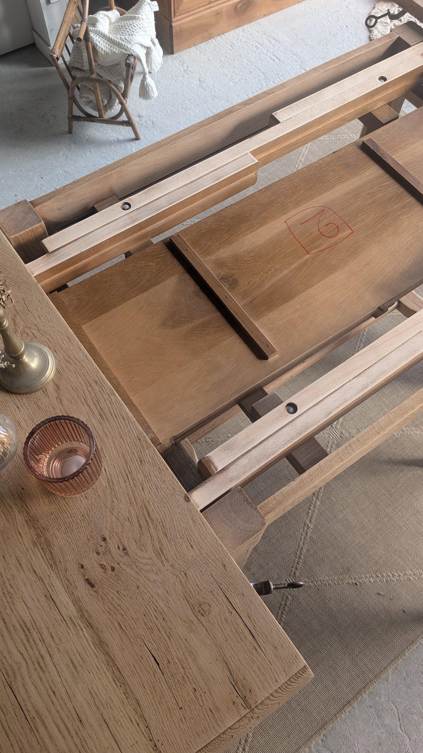 Table ovale en chêne avec rallonges