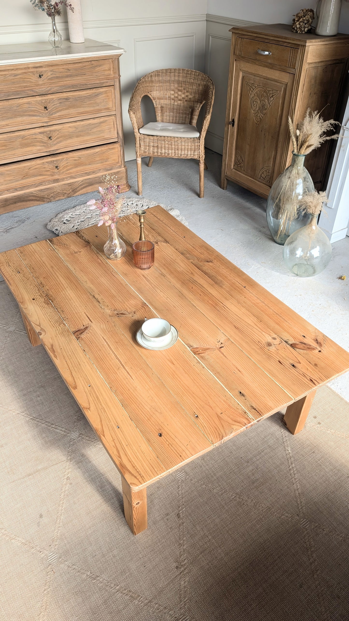 Table basse en pin