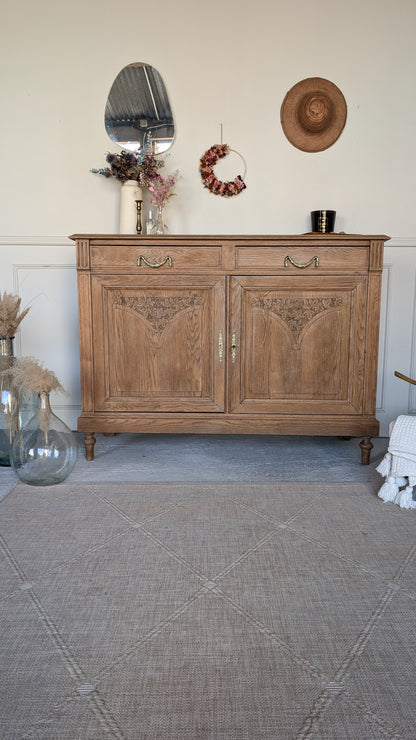 Grand buffet en chêne
