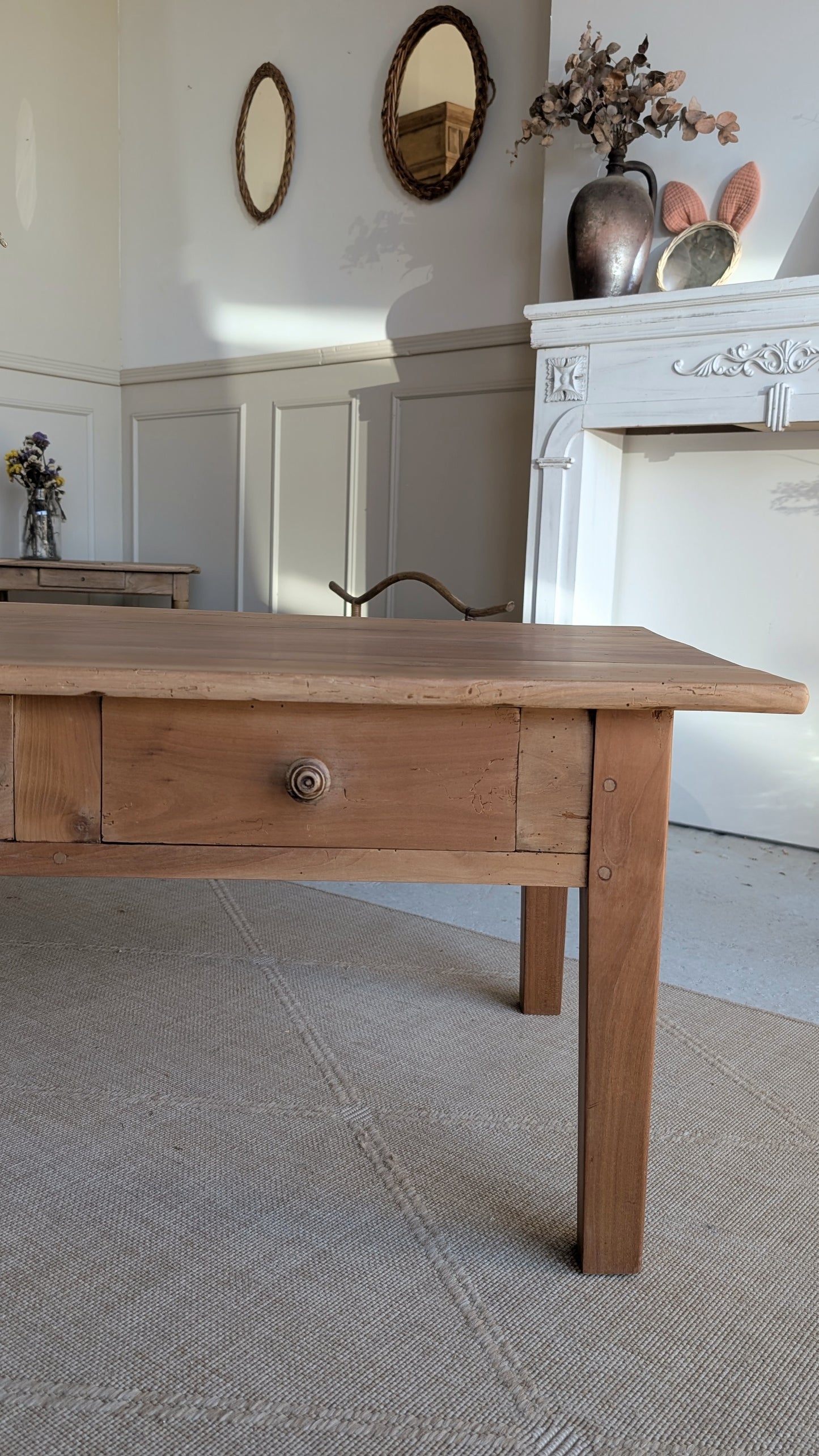 Table basse en merisier