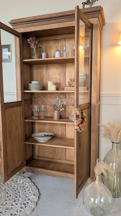 Vitrine ancienne