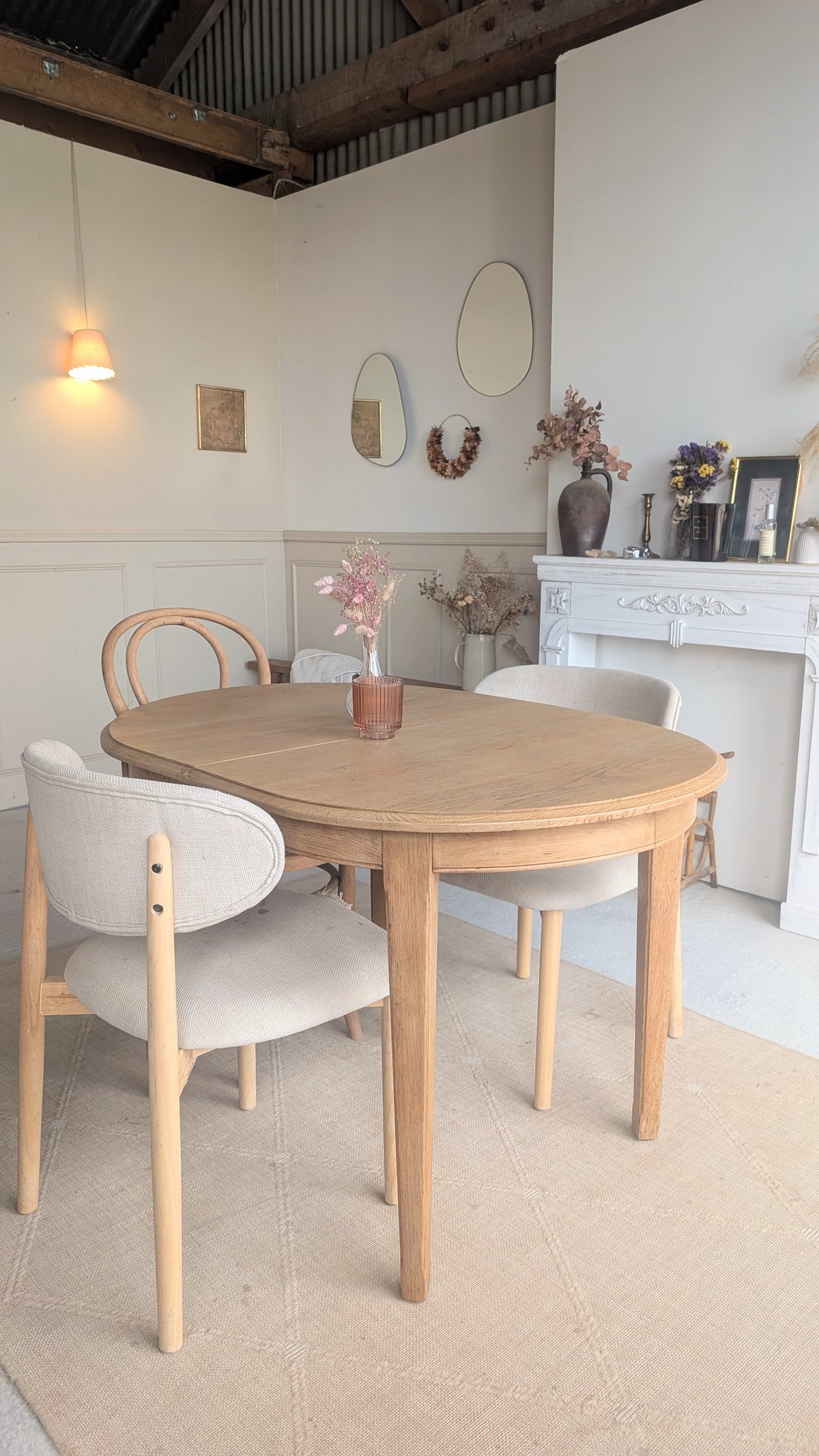 Petite table ovale en chêne + 1 rallonge