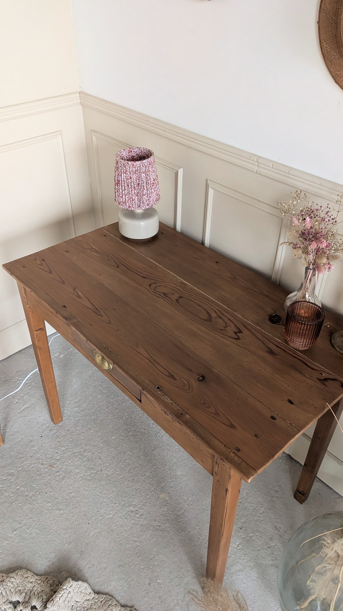 Bureau - table d'appoint