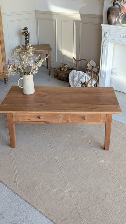 Table basse en merisier