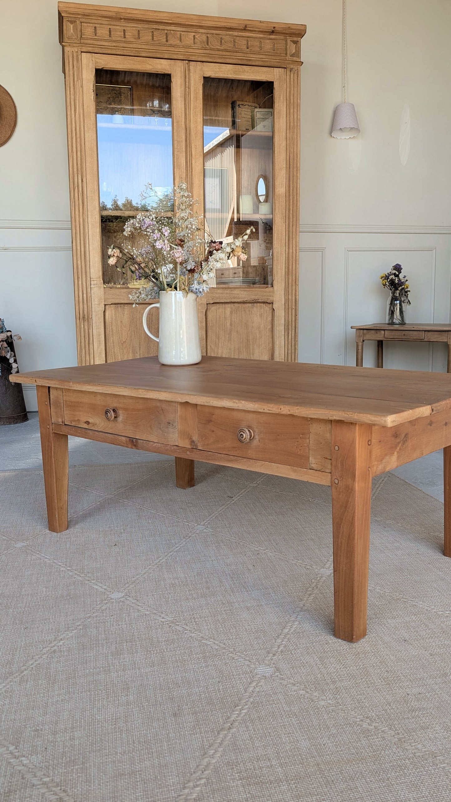 Table basse en merisier
