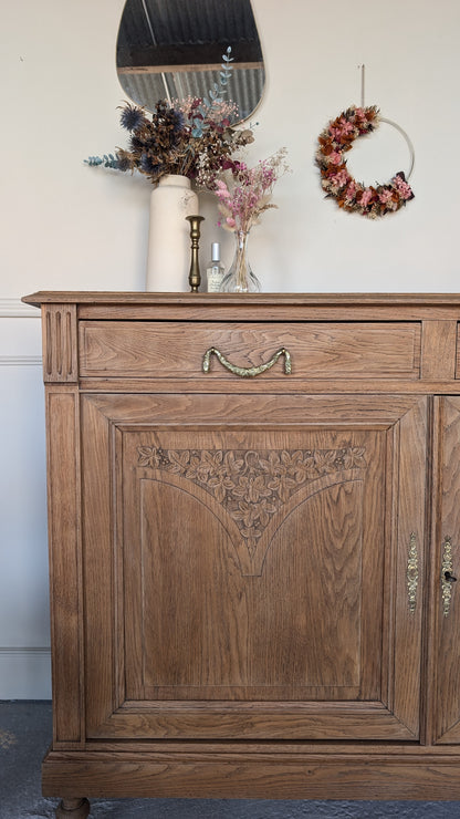 Grand buffet en chêne