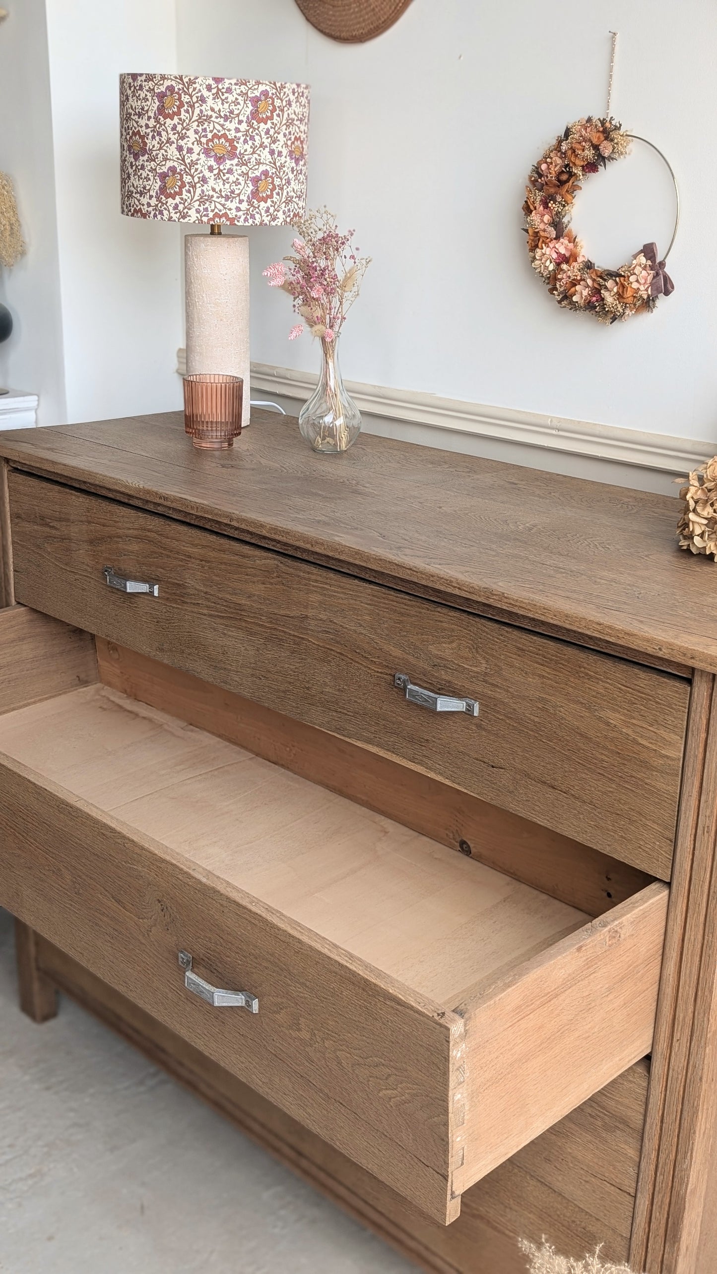 Commode en châtaignier