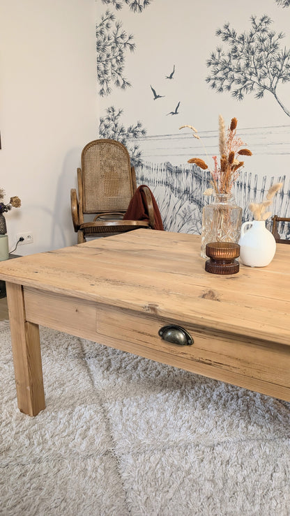 Table basse en pin