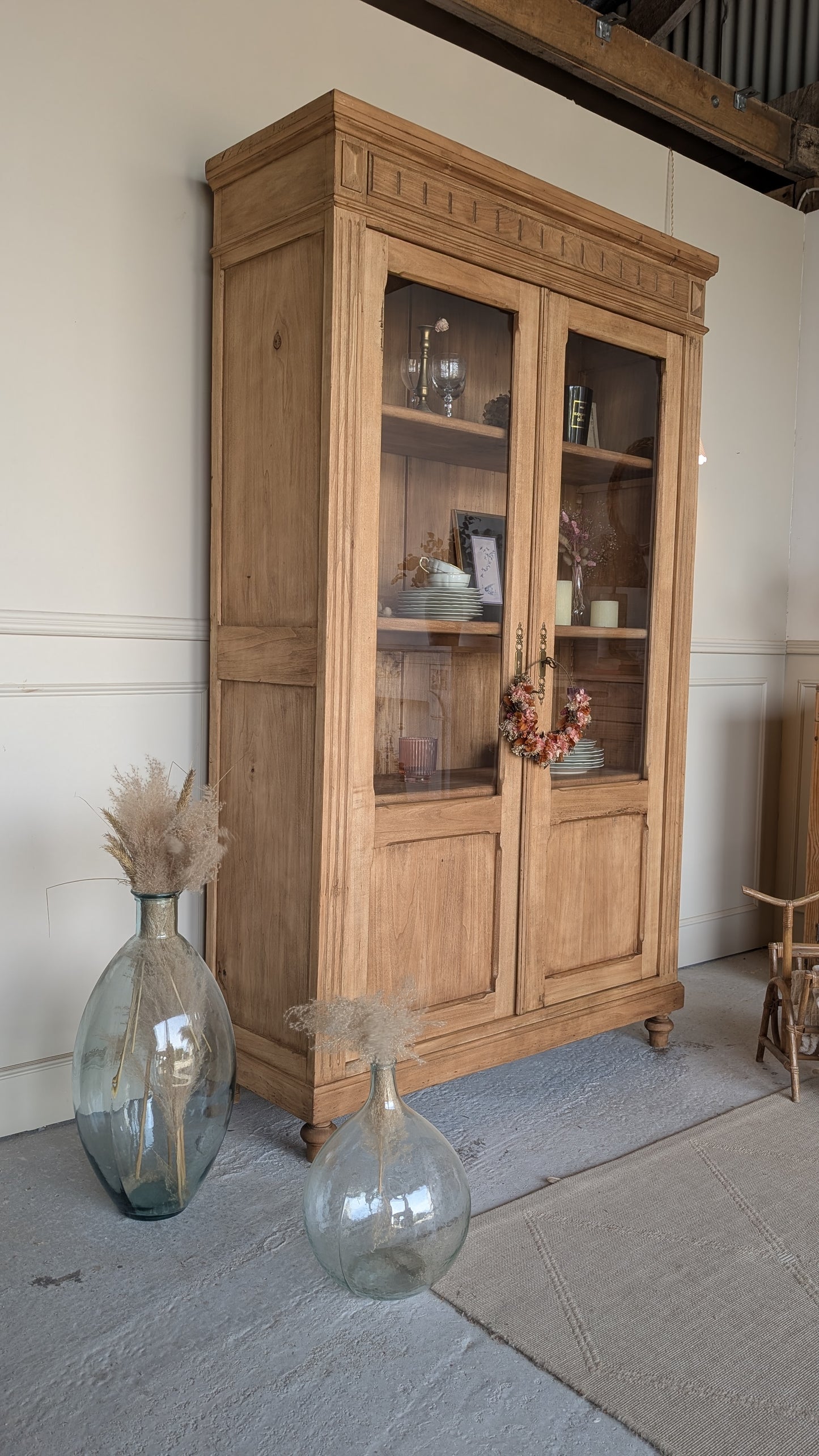 Vitrine ancienne