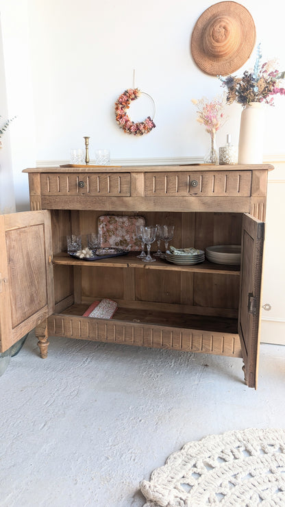 Buffet ancien en chêne