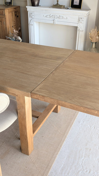 Table rectangulaire en chêne avec rallonges
