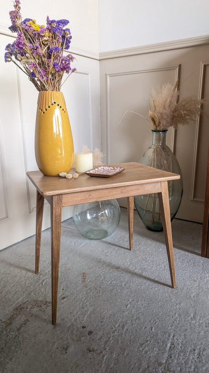Petite table d'appoint
