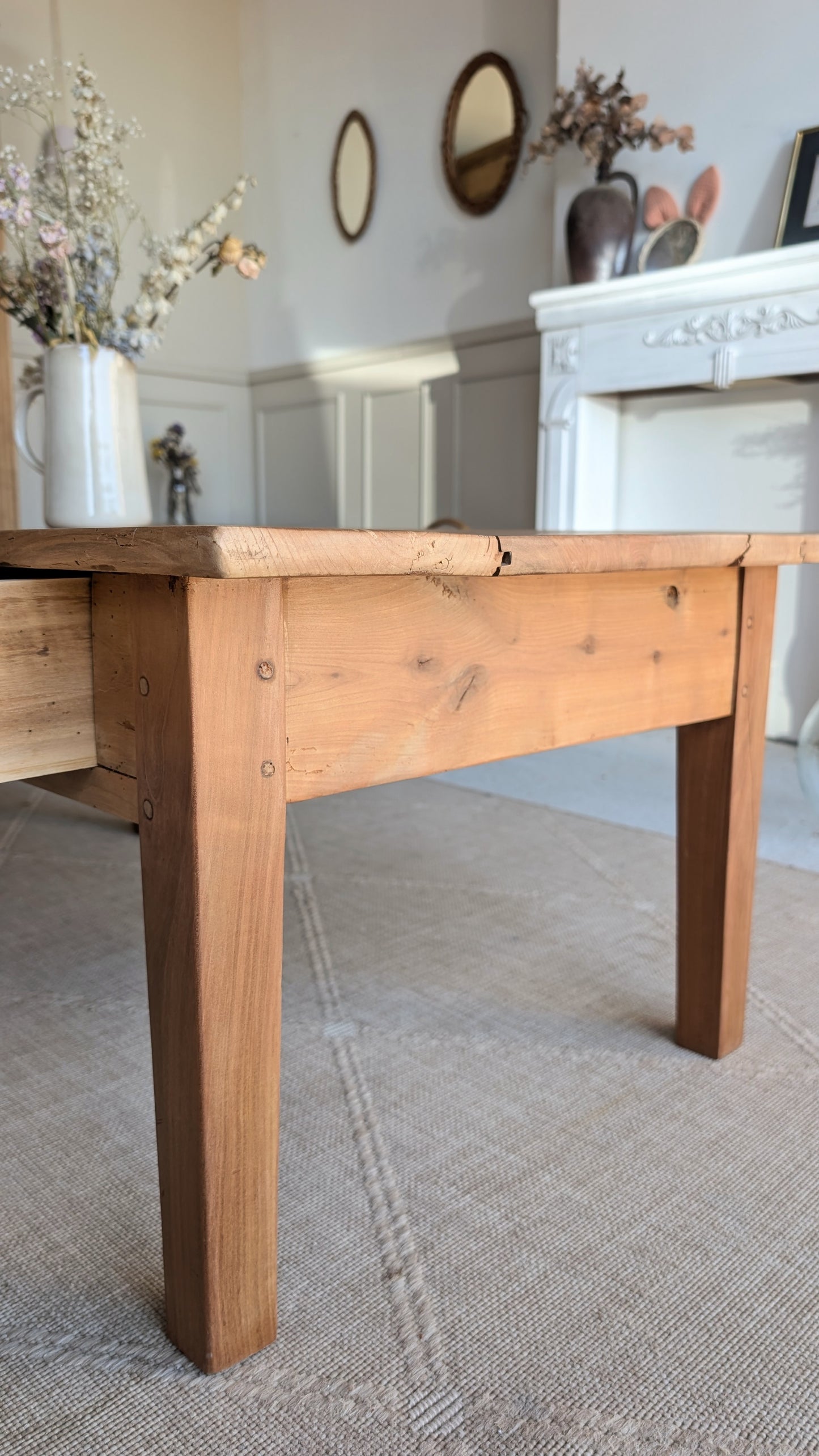 Table basse en merisier
