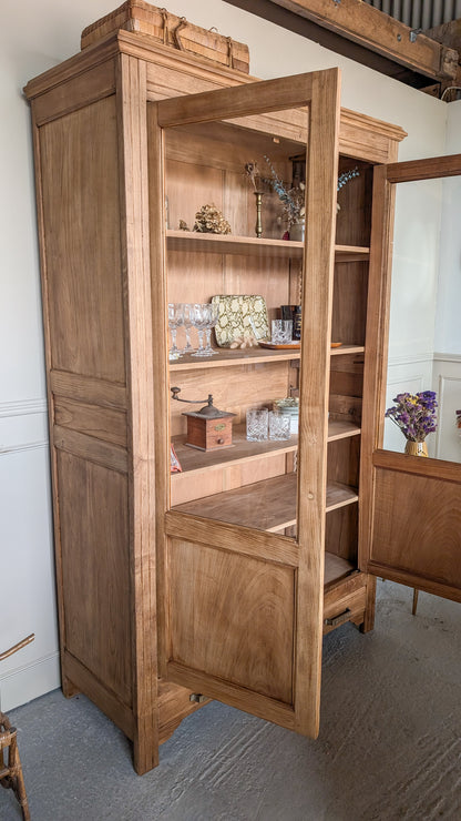 Armoire vitrée ancienne